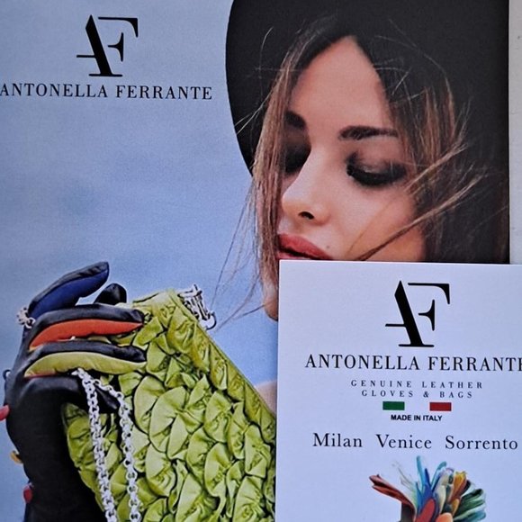 Antonella Ferrante Cell Phone Purse - Picture 4 of 6